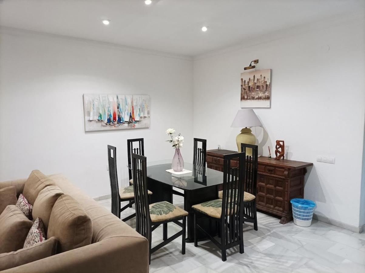 Large 2 Bed Apt Puerto Banus Marina Private Parking Apartman Marbella Kültér fotó