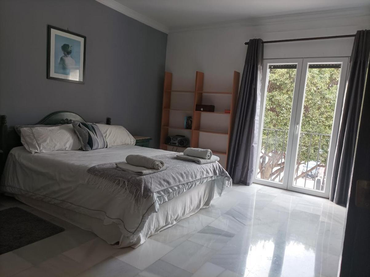 Large 2 Bed Apt Puerto Banus Marina Private Parking Apartman Marbella Kültér fotó
