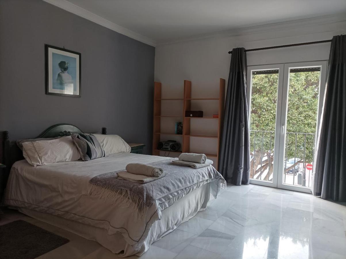 Large 2 Bed Apt Puerto Banus Marina Private Parking Apartman Marbella Kültér fotó